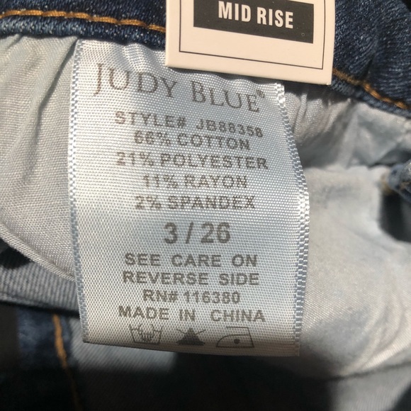 Judy Blue jeans - Picture 9 of 9